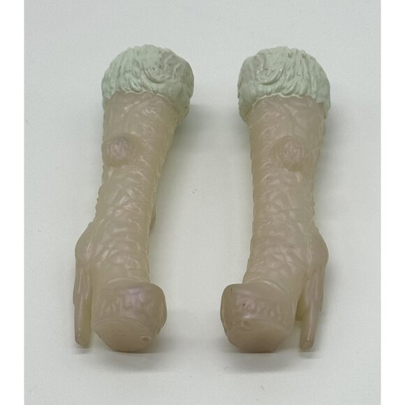 Ever After High Epic Crystal Winter Tall Pearly Iridescent White Doll High Boots - Picture 2 of 3